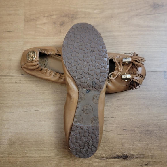 Tory Burch Reese Mestico Tassel Ballet Flats - Picture 9 of 10
